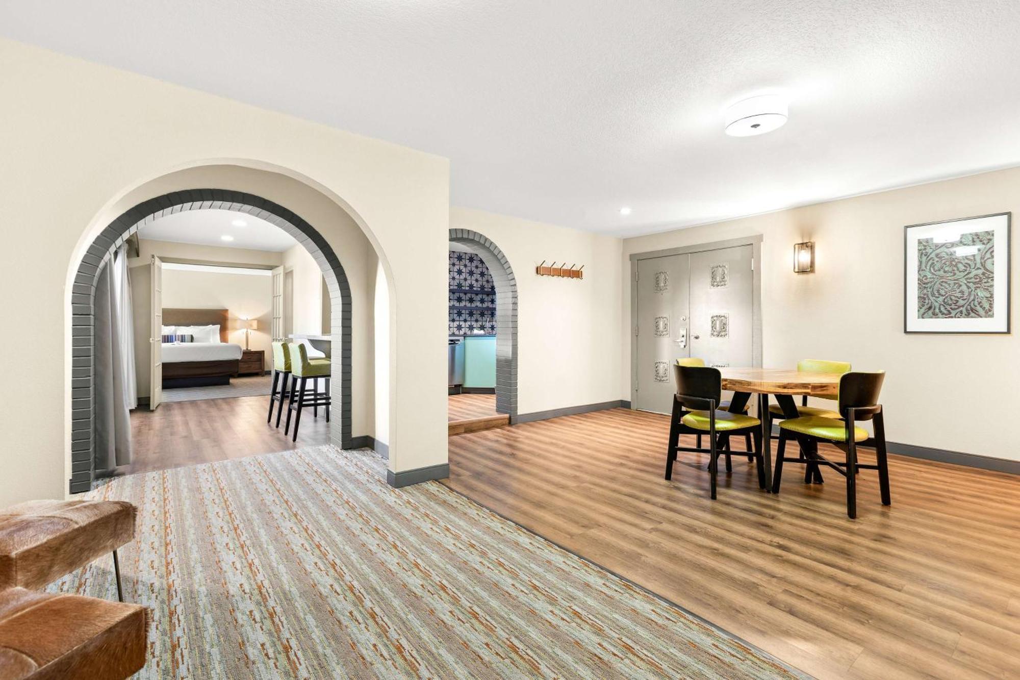 Best Western Downtown Casper Hotel Экстерьер фото